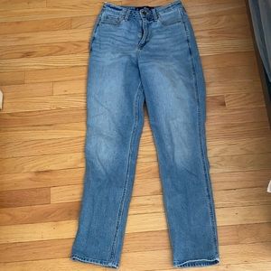 Hollister Mom Jeans